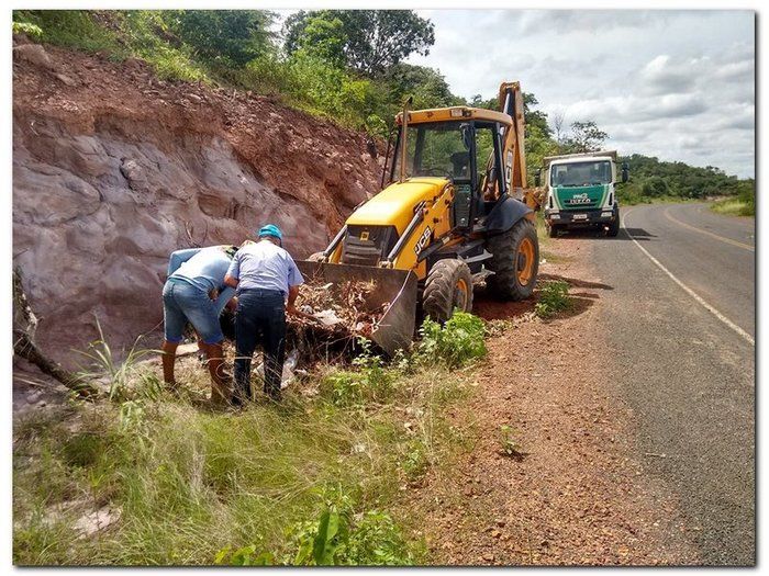 Prefeitura de Inhuma realiza multirão da limpeza - Imagem 2