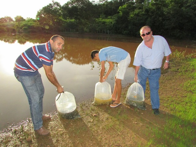 Prefeitura Distribui Alevinos nos Açudes de Ipiranga - Imagem 24