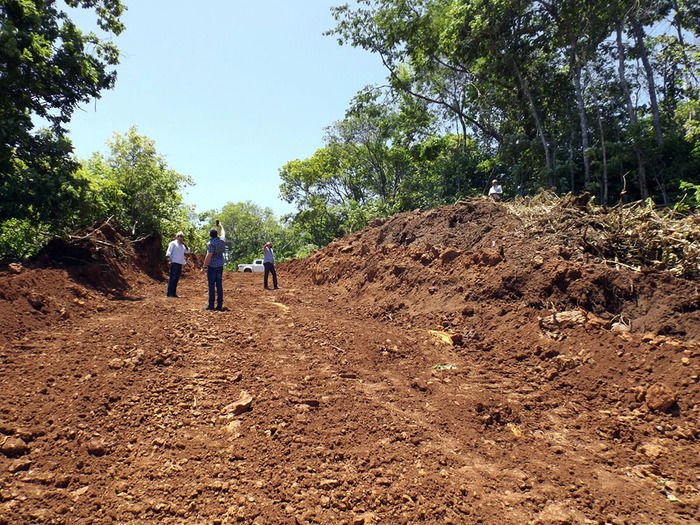 Povoado Chapada das Contendas recebe estrada e escola reformadas - Imagem 8