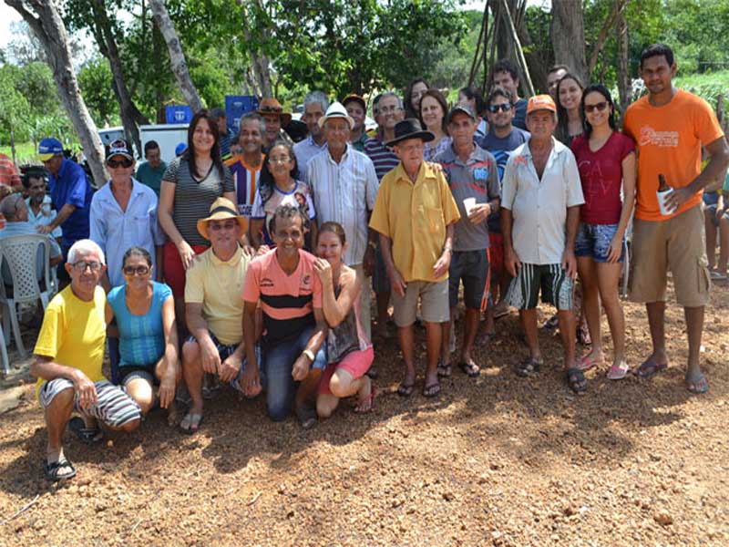 Vereador Alcides Melo comemora a recuperação de 5km de estradas