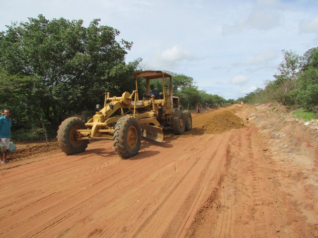 Começou a Recuperação da Estrada do Jardim - Imagem 30
