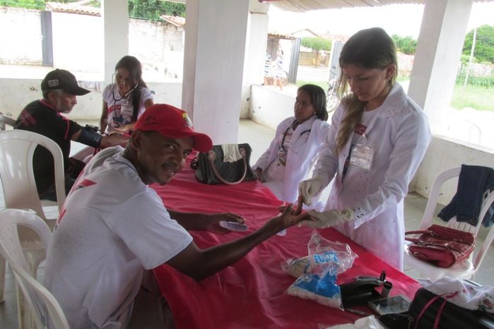1ª Manhã de Ação Social organizada pela Assembléia de Deus - Imagem 10
