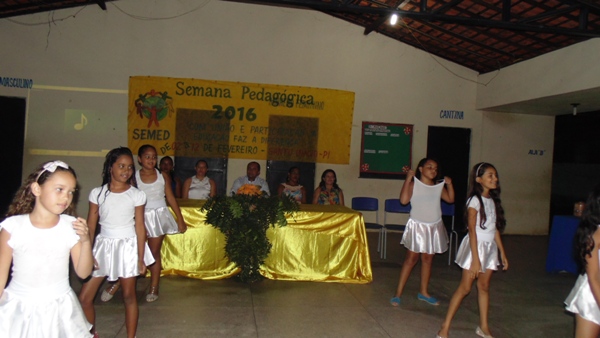Secretaria municipal de educação realiza semana pedagógica   - Imagem 15