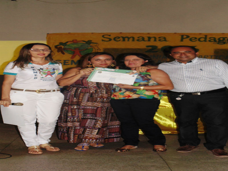 Professores recebem certificados de formação do PNAIC