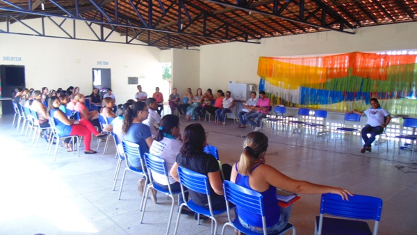 Prefeito participa de reunião com professores  - Imagem 3