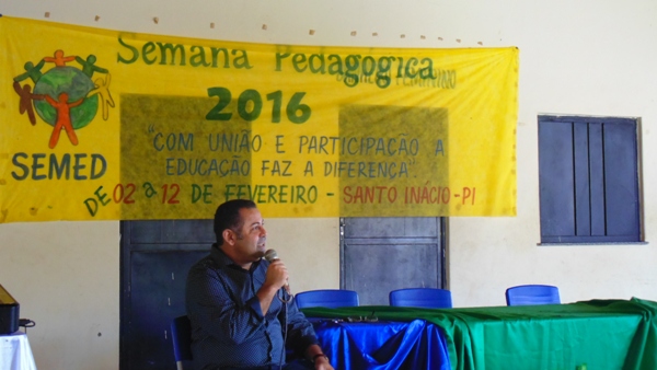 Prefeito participa de reunião com professores  - Imagem 9