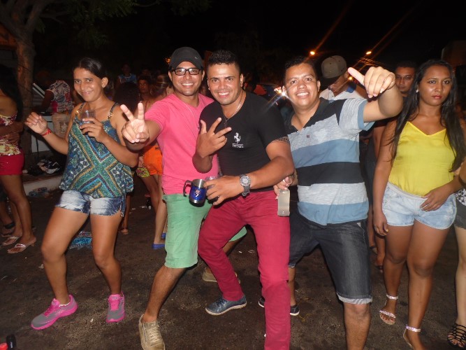 Veja fotos da segunda noite do carnaval em União - Imagem 22