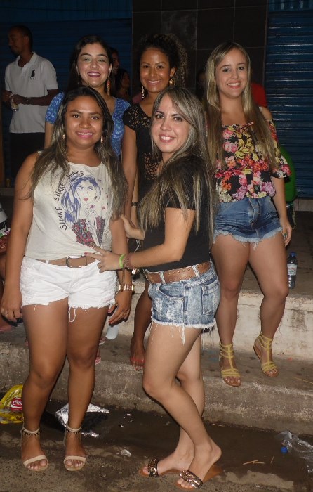 Veja fotos da segunda noite do carnaval em União - Imagem 20