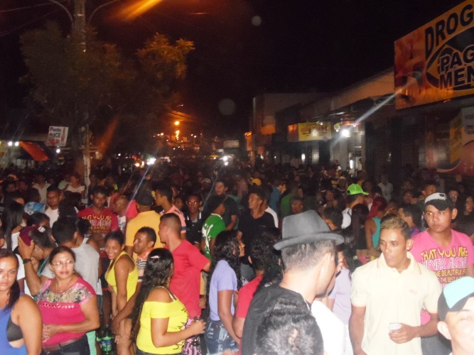 Veja fotos da segunda noite do carnaval em União - Imagem 24