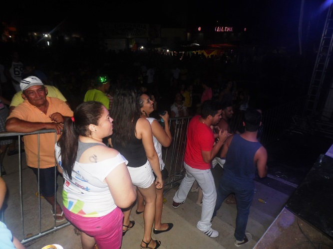 Veja fotos da segunda noite do carnaval em União - Imagem 4