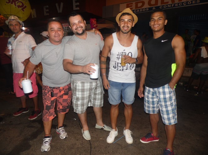 Veja fotos da segunda noite do carnaval em União - Imagem 19