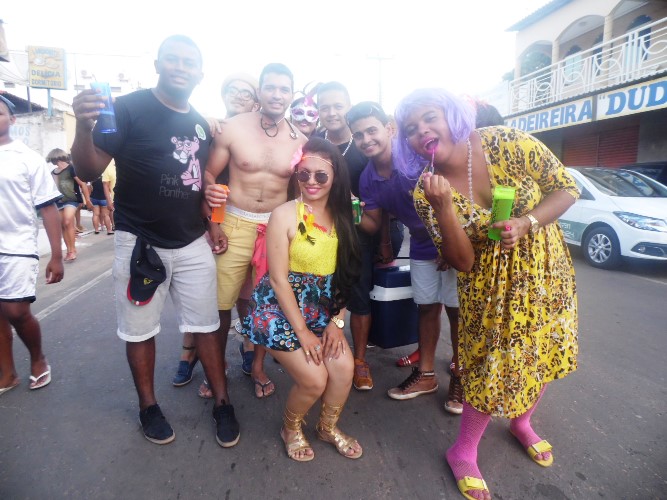 Os Gatões batem novo recorde e fazem desfile mais longo da história - Imagem 35