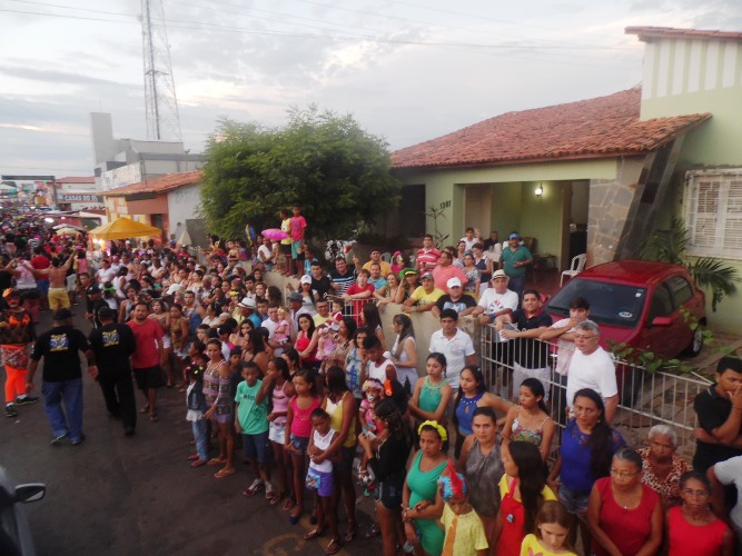 Os Gatões batem novo recorde e fazem desfile mais longo da história - Imagem 18