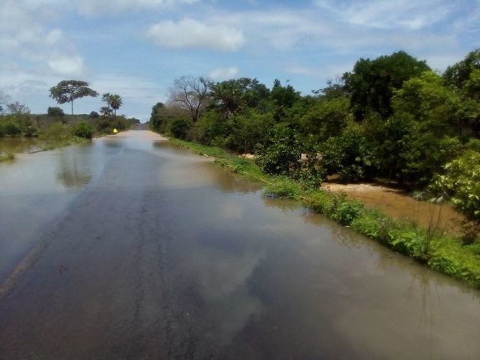 Açude de Campo Largo-Pi rompe e PI 112 fica intrafegável - Imagem 3