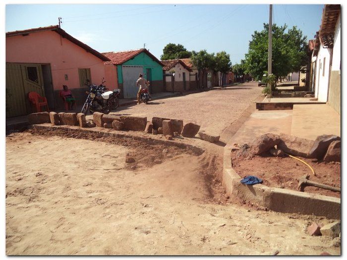 Prefeitura Municipal de Inhuma pavimenta a Rua Antonio Marques  - Imagem 9