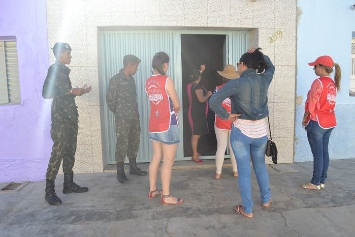 Prefeitura realiza grande mobilização contra o Aedes aegypti - Imagem 28