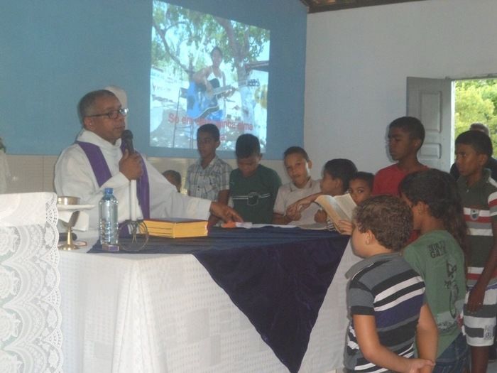 Missa em ação de graça por 01 de falecimento da Jovem Marta Gomes  - Imagem 35