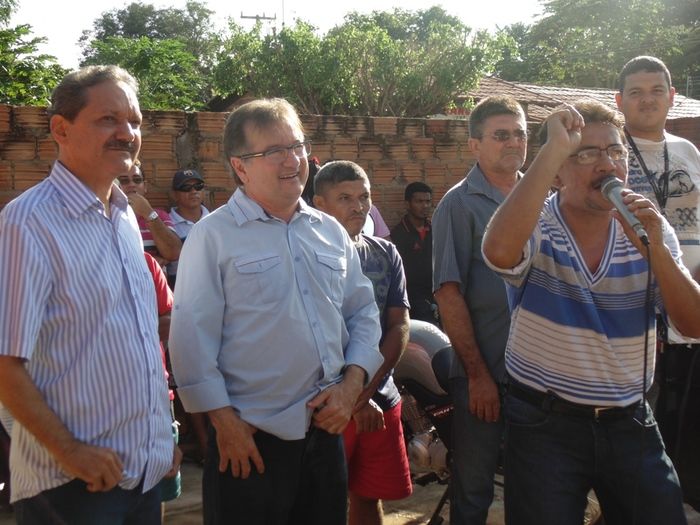 Secretário de finanças é surpreendido com um café da manhã - Imagem 130