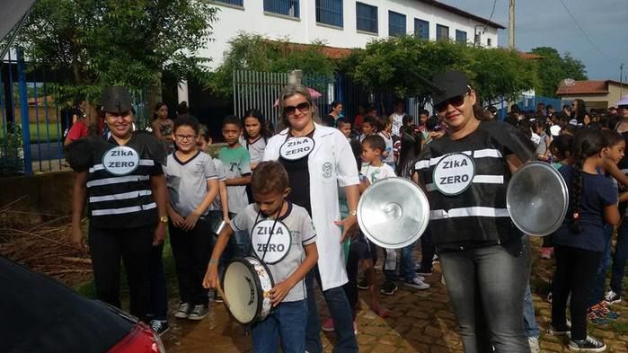 Escola Raimunda Lili realiza caminhada de conscientização - Imagem 2