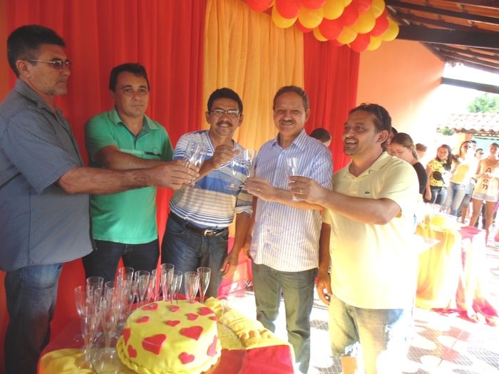 Secretário de finanças é surpreendido com um café da manhã - Imagem 58