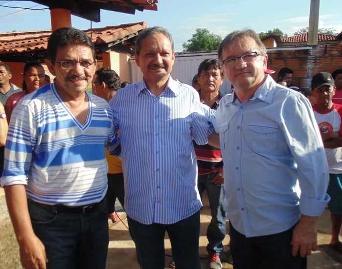 Secretário de finanças é surpreendido com um café da manhã - Imagem 132