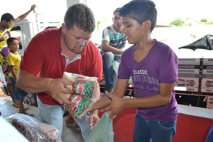 Prefeitura de Alegrete distribui peixes para a população - Imagem 45