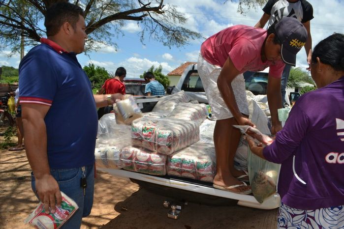 Prefeitura de Alegrete distribui peixes para a população - Imagem 27