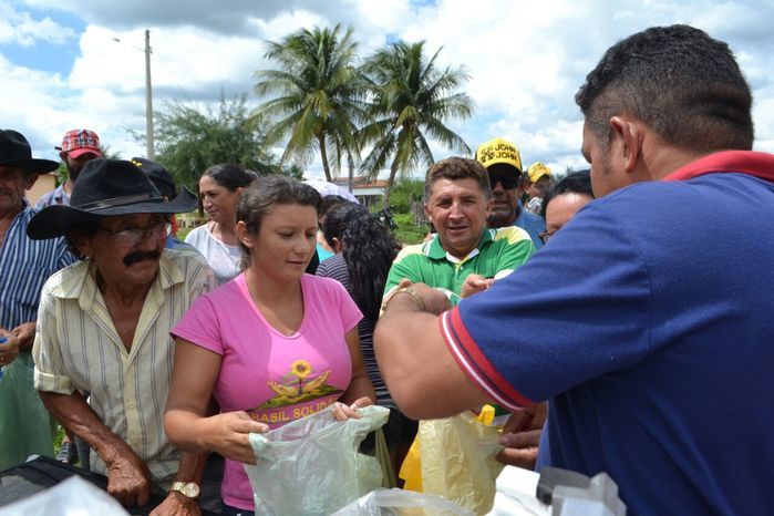 Prefeitura de Alegrete distribui peixes para a população - Imagem 4