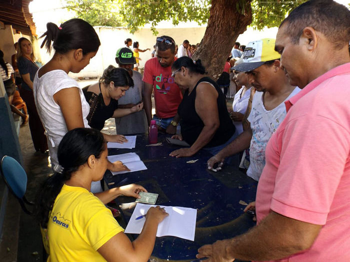Oeiras distribui filtros de água para famílias carentes - Imagem 1