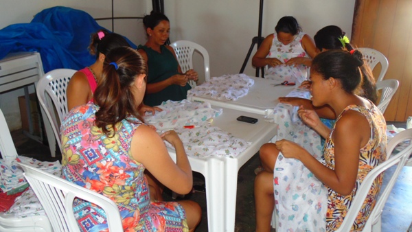 Gestantes participam de curso de confecção de enxoval    - Imagem 5