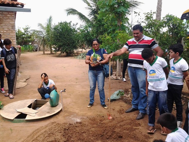Escola Municipal Liberato Vieira Realiza Aula de Campo - Imagem 4