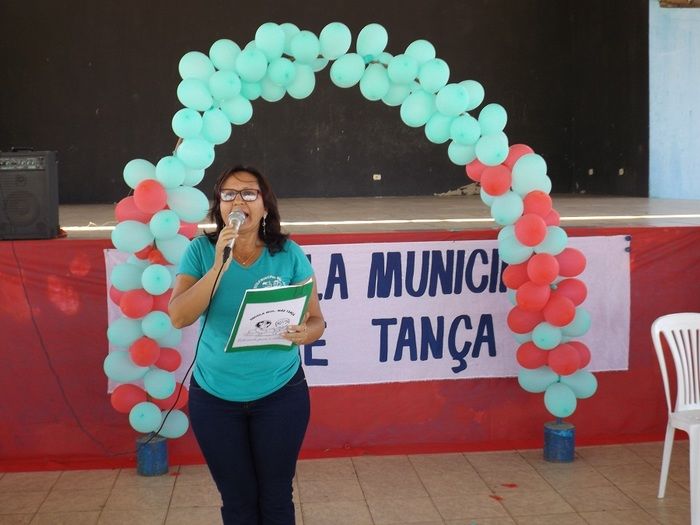 Alunos de Oeiras recebem livros didáticos e paradidáticos - Imagem 17