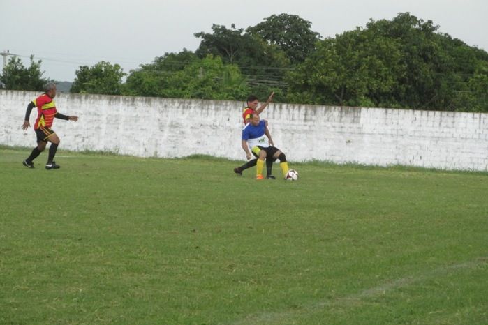 Demerval Lobão vence Barro Duro na abertura da copa dos quarentões  - Imagem 10