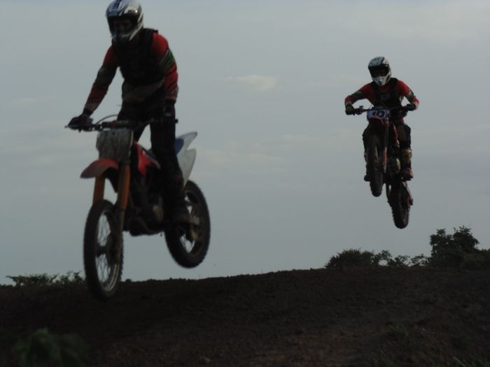 Confira os clicks do XV Moto Cross - Imagem 40