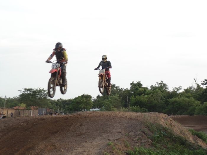 Confira os clicks do XV Moto Cross - Imagem 50