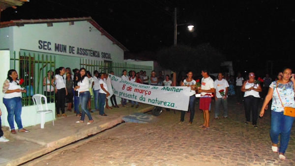 Mulheres são homenageadas durante Alvorada em Santo Inácio - Imagem 1