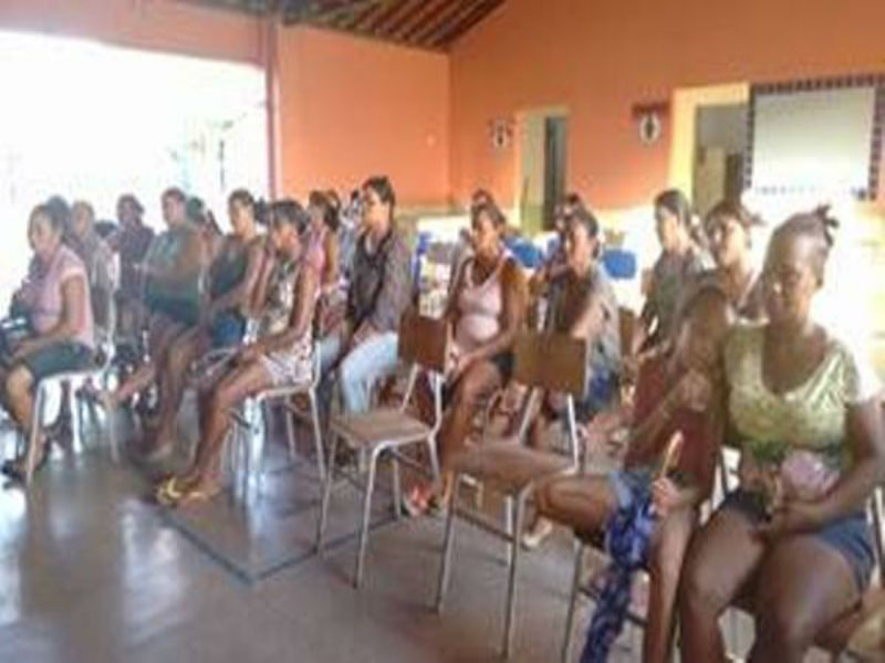 Reunião com pais marca início das aulas na escola Raimunda Alves 