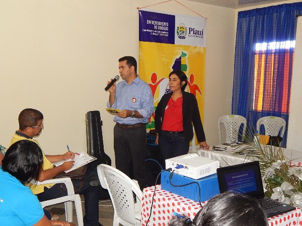 Dª Agda Rosal Representa OAB em Palestra em Lagoinha - Imagem 1