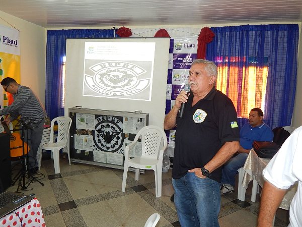 Delegado da DEPRE Menando Pedro realizou Palestra sobre as Drogas  - Imagem 3