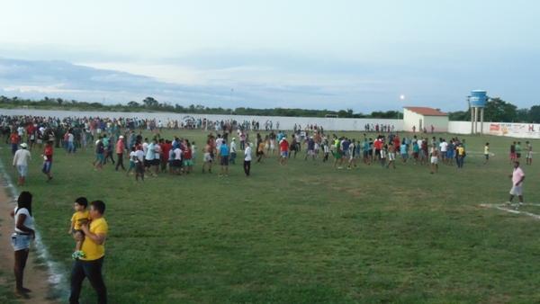 SESI vence Melancias e é campeão 2016 do campeonato municipal  - Imagem 32