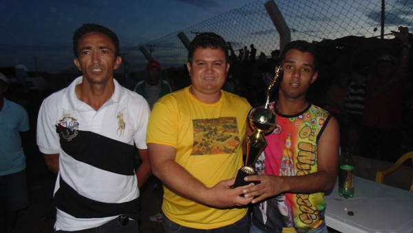 SESI vence Melancias e é campeão 2016 do campeonato municipal  - Imagem 35