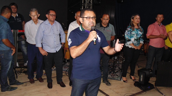 Prêmios são entregues aos vencedores de competições   - Imagem 35