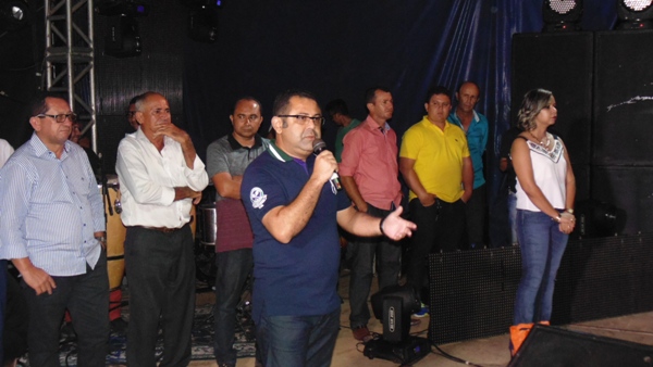 Prêmios são entregues aos vencedores de competições   - Imagem 37