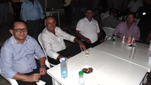 Público prestigia aniversario de 52 anos de Santo Inácio  - Imagem 2