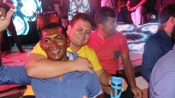 Público prestigia aniversario de 52 anos de Santo Inácio  - Imagem 59