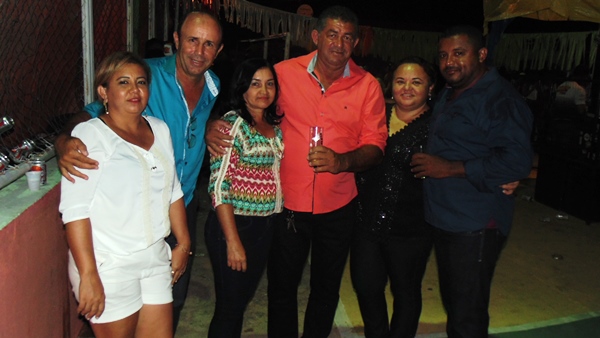 Público prestigia aniversario de 52 anos de Santo Inácio  - Imagem 36