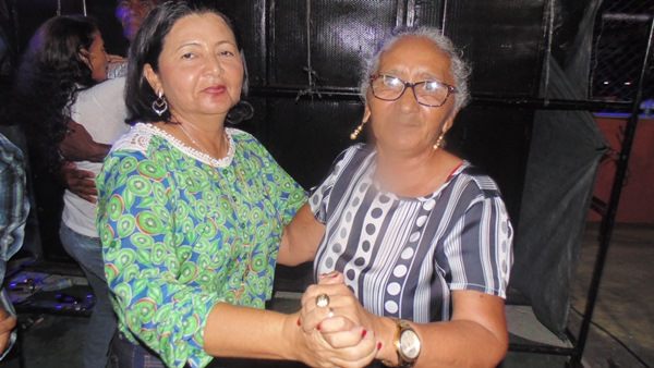 Público prestigia aniversario de 52 anos de Santo Inácio  - Imagem 64