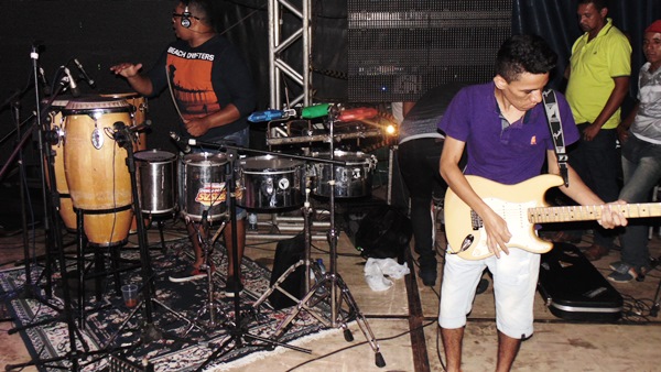 Público prestigia aniversario de 52 anos de Santo Inácio  - Imagem 9