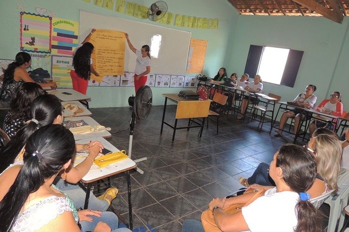 Professores do município participam de oficinas - Imagem 5
