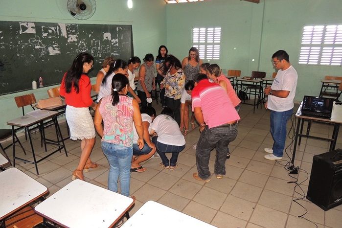 Professores do município participam de oficinas - Imagem 2